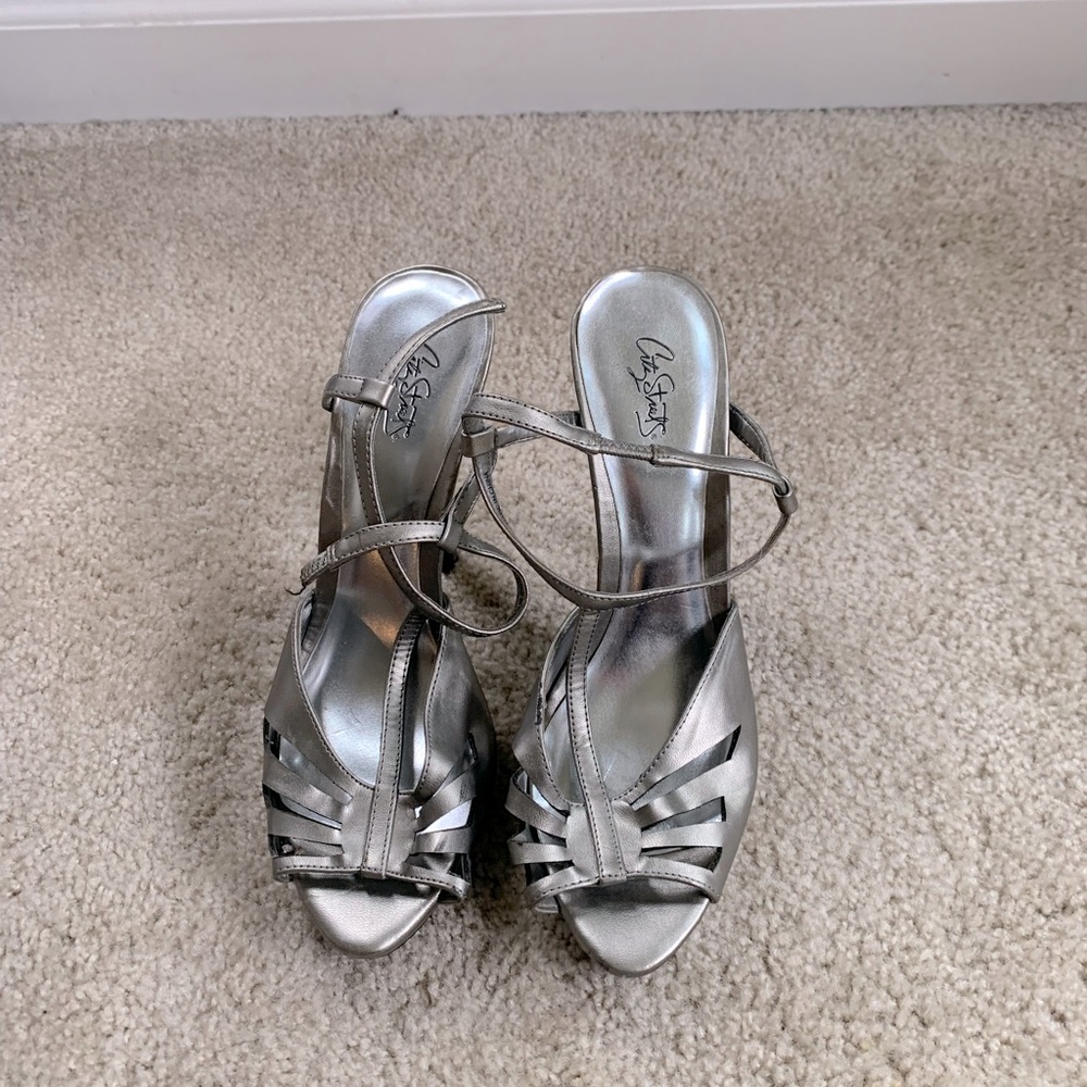 City Streets Silver Heel